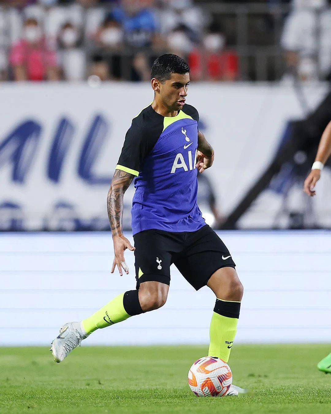 塞维利亚挑战西拉，火药味十足！的简单介绍