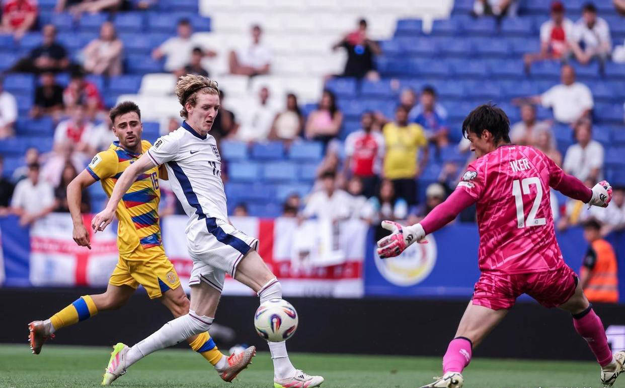 关于急功近利，欧洲国家队争夺晋级希望的信息