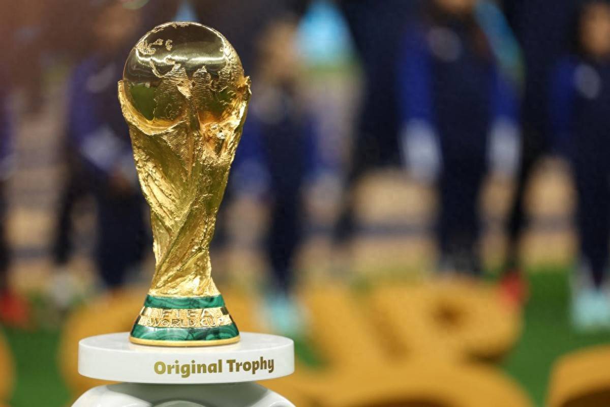 雷火电竞主播-巴西国家队备战世界杯，全队备战冠军