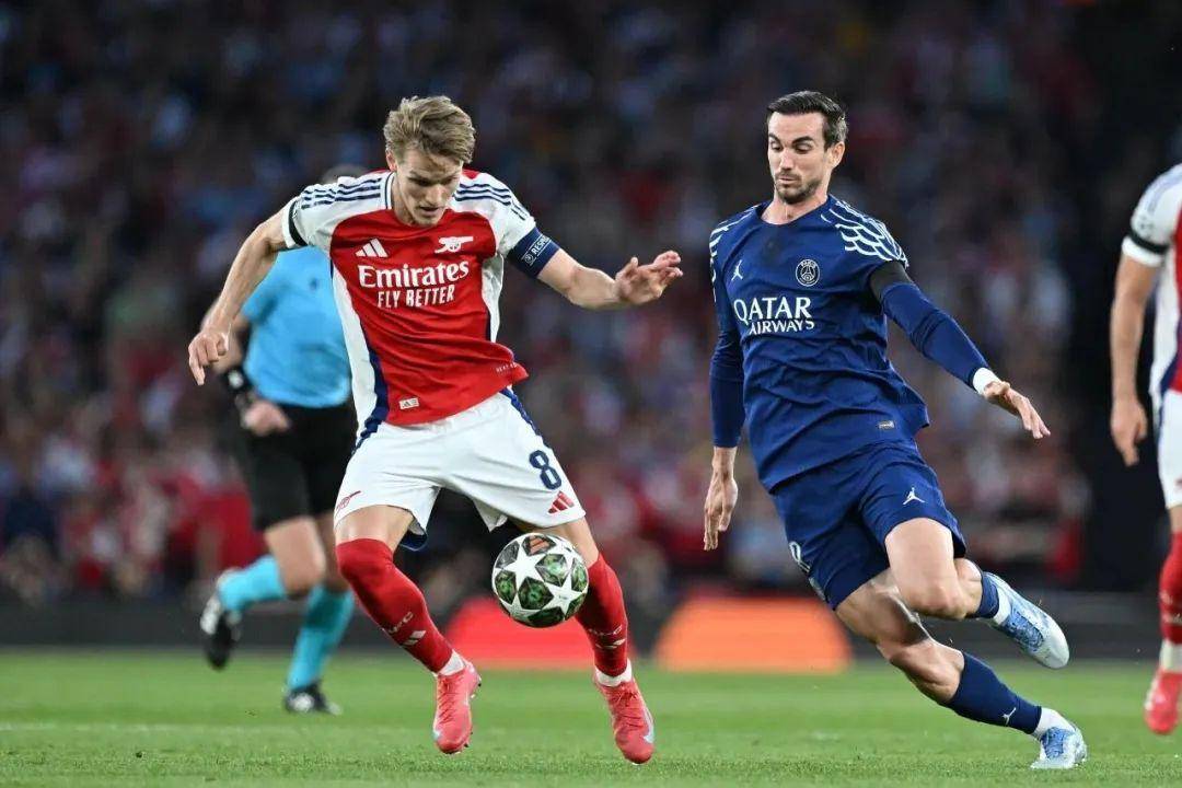 阿森纳客场告捷，欧冠资格渐行渐近