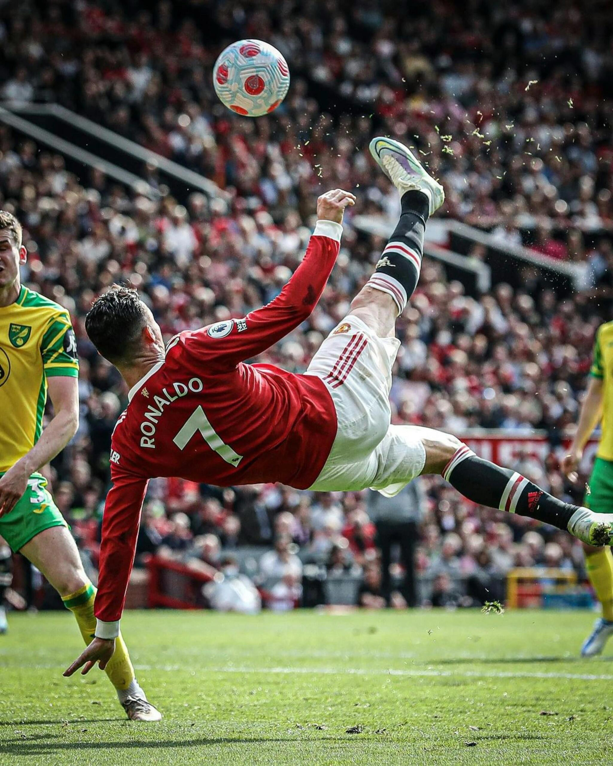 球星爆发！欧洲杯赛场再现神级操作的简单介绍