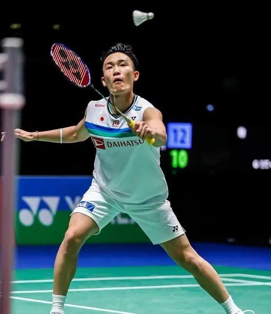 雷火电竞亚洲先驱-中国队翻盘日本队，桃田贤斗惊艳四座