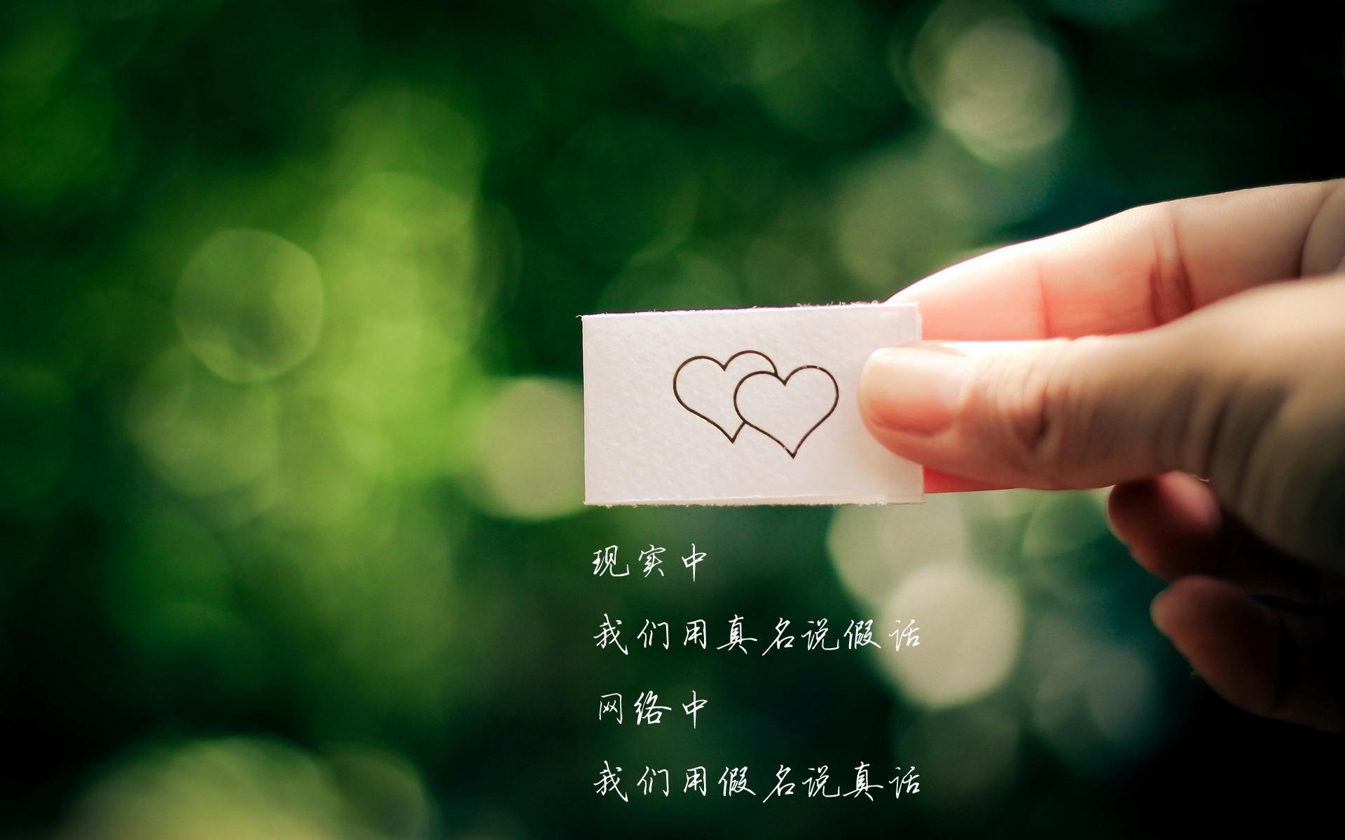 铜墙铁壁与无懈可击，阿坎吉的个体完美如何成就阿尔及利亚的团队奏鸣曲