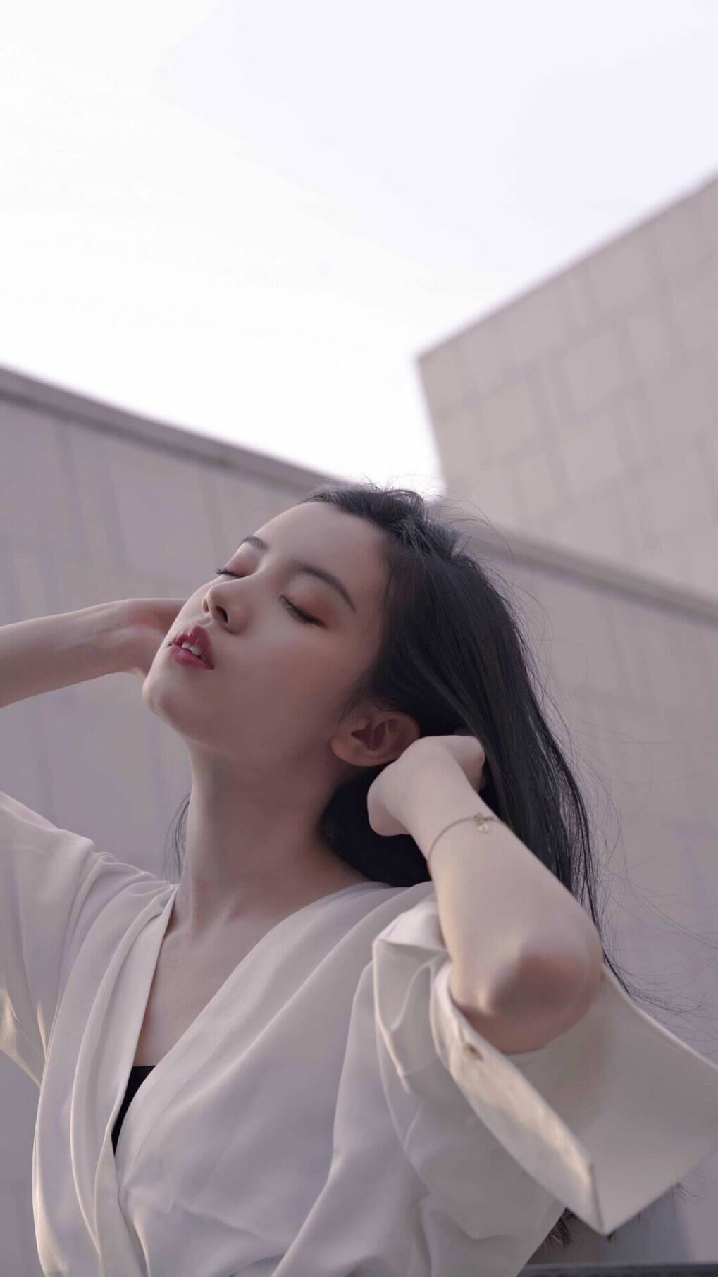 雷火电竞合作-加时鏖战！西亚卡姆单骑救主，火箭险胜辽宁，惊魂四分钟定乾坤