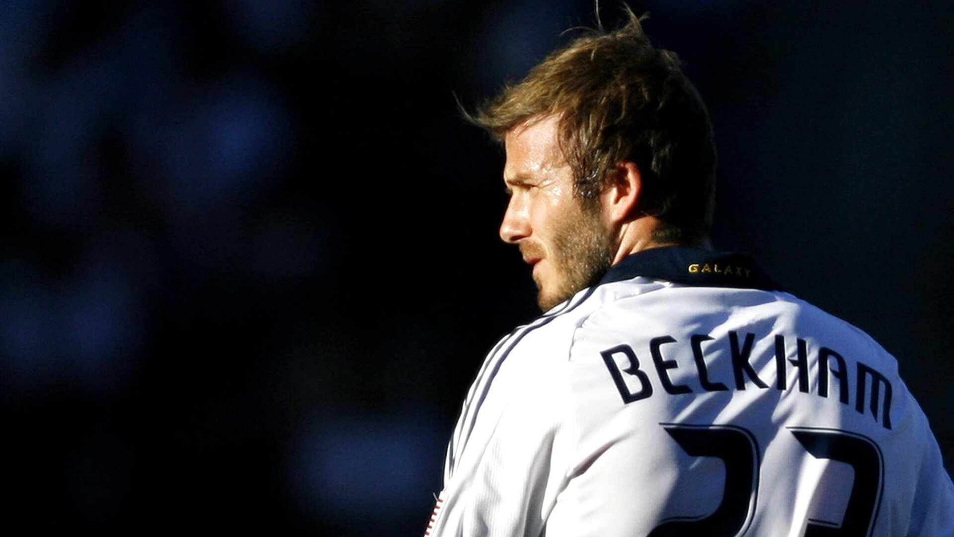 剑鞘藏锋,当铁幕舞者化作利刃,卡塞米罗在2026的仲夏夜点燃了桑巴的永恒焰火