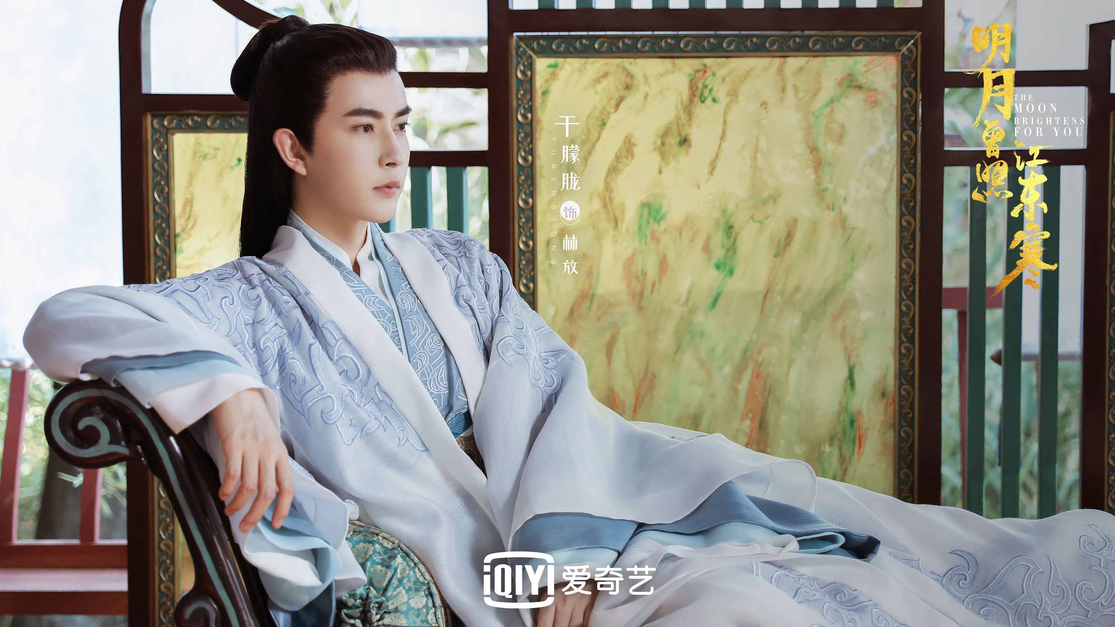 很有张力。将黄喜灿的个人英雄主义与塞内加尔的团队统治力并置，本身就蕴含着体育世界里唯一性的两种截然不同却又殊途同归的诠释